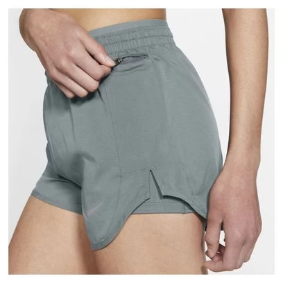 Short Femme Nike Tempo Luxe Gris – Image 3